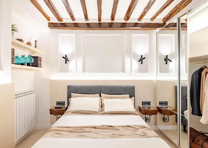 Appartamento Boutique Steps From Colosseum *