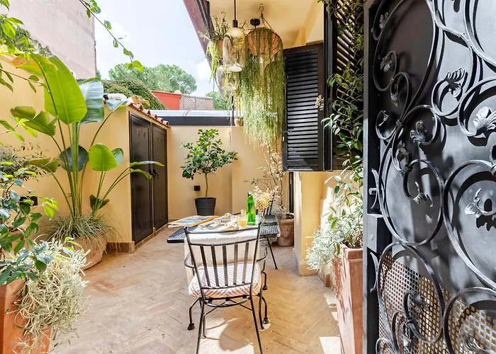 Appartamento Boutique Steps From Colosseum *